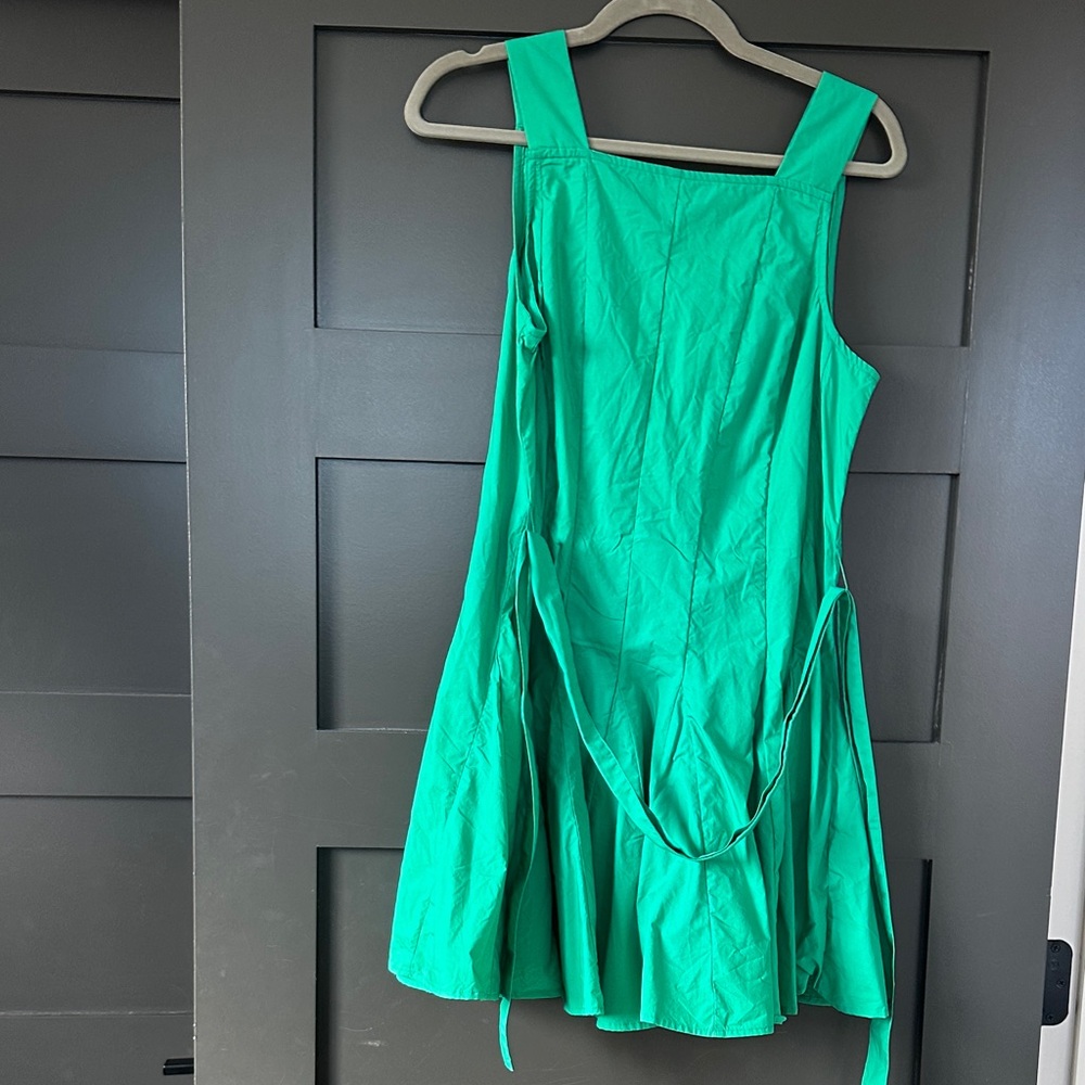 Vibrant Green Sleeveless Dress